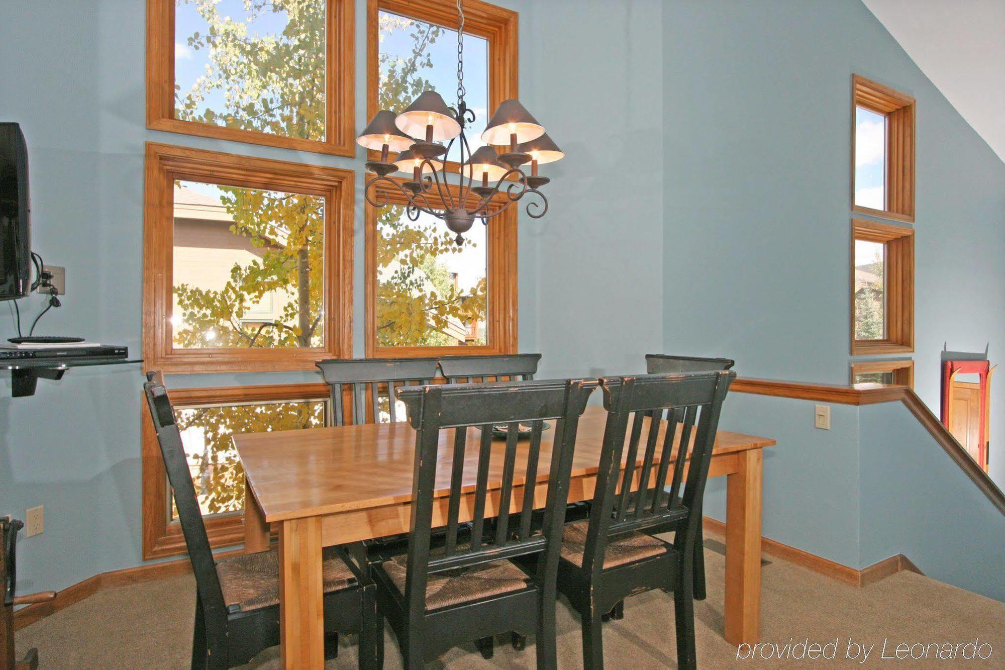 One Breckenridge Place Townhomes Экстерьер фото