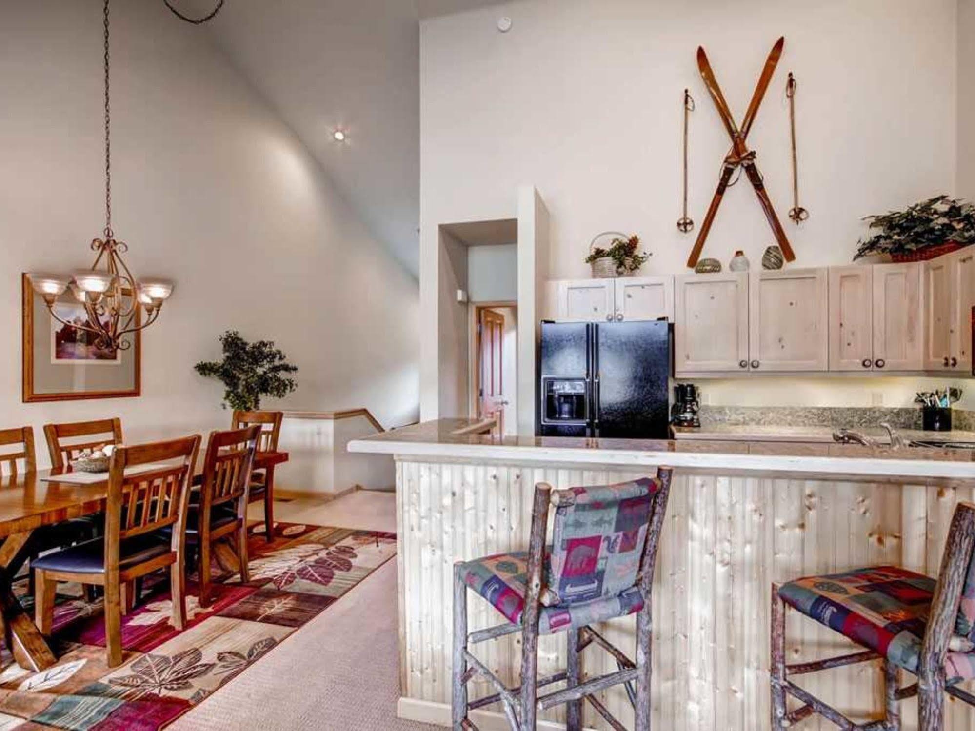 One Breckenridge Place Townhomes Экстерьер фото
